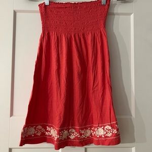 Abercrombie & Fitch Strapless Tunic With White Embroidery Flower Detail, M